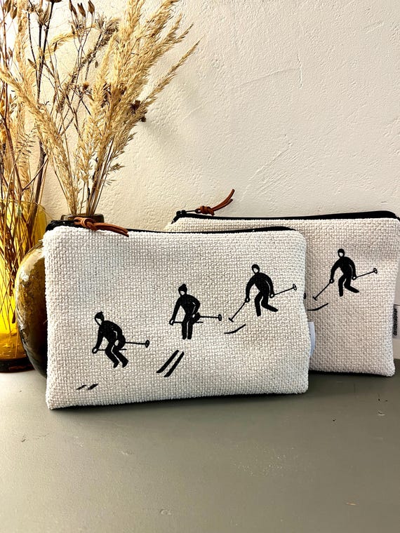 SNOW DAY Pouch