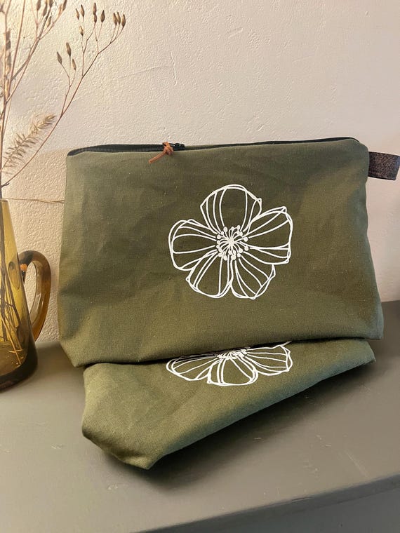 Large khaki toiletry bag FLEUR