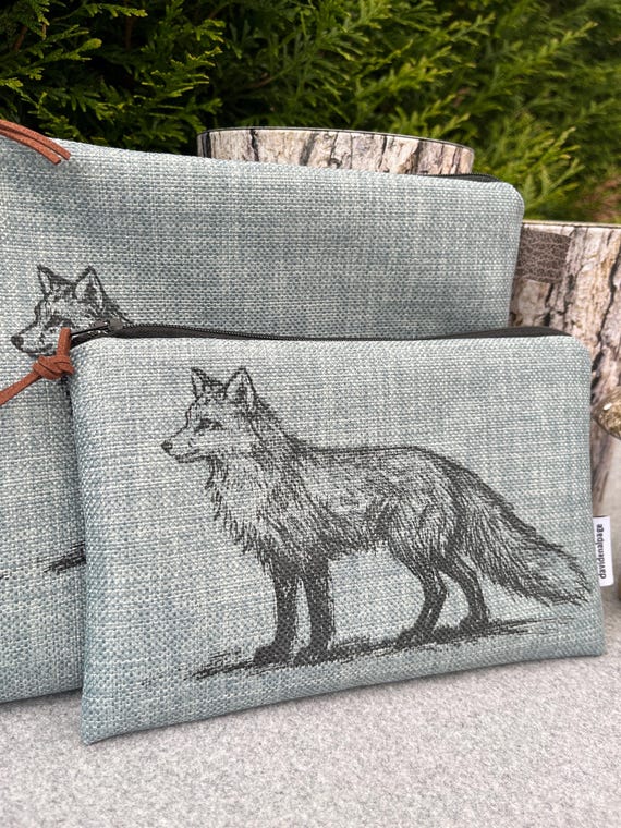 Large fox pouch