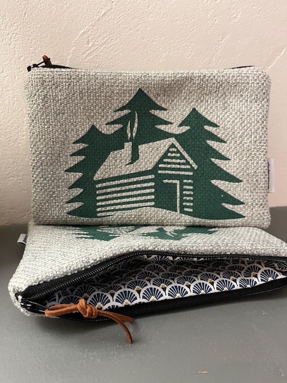 SECRET CABIN Pouch