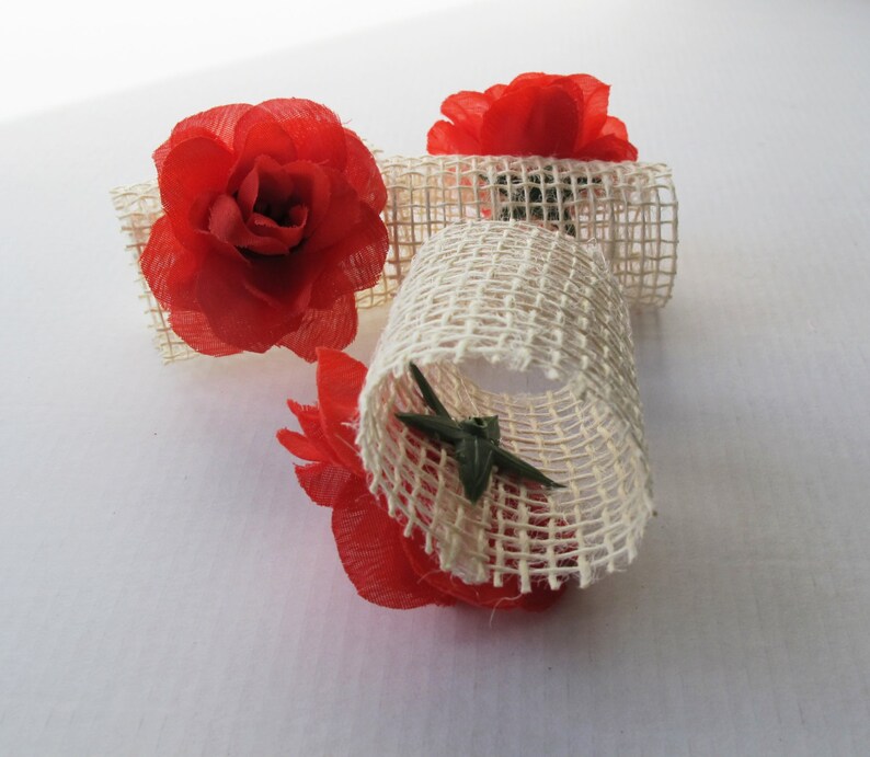 15 Napkin Rings Red Roses Bleached Burlap Wedding Party Etsy