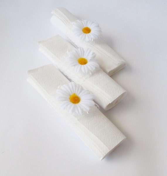 10 Napkin Ring, White Daisy Camomile Mesh Wedding Party Napkins Ring Wedding Table Decor Paper Napkins Holders Birthday Party Events Holiday
