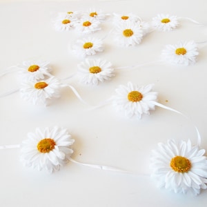 DAISIES GARLAND 40" White Daisies Artificial flowers White Flower Wedding Christmas Easter Birthday Home Decor Holiday Decoration