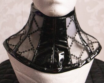 Corset noir en PVC et dentelle - col de maintien