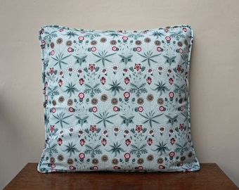 William Morris Daisy Cushion Cover 17" x 17" Piped Edge - Design on both sides