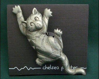 Cat Lovers! Climbing Kitty Brooch Pin - JJ Jonette - Chelsea Pewter - Mother's Day Gift - Statement Jewelry