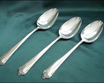 Mid Century 1950 "Starlight" Serving Spoon by Rogers Bros - One or More - Vintage Flatware - IS Silverplate - Dining, Entertaining, Craft