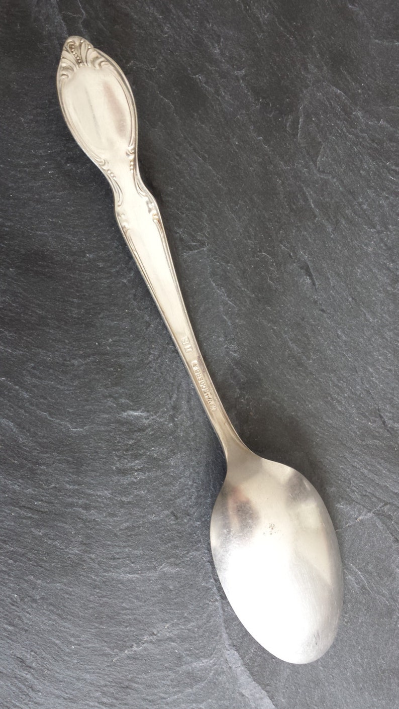Vintage ROGERS 1952 MEMORY Serving Tablespoon 8 12