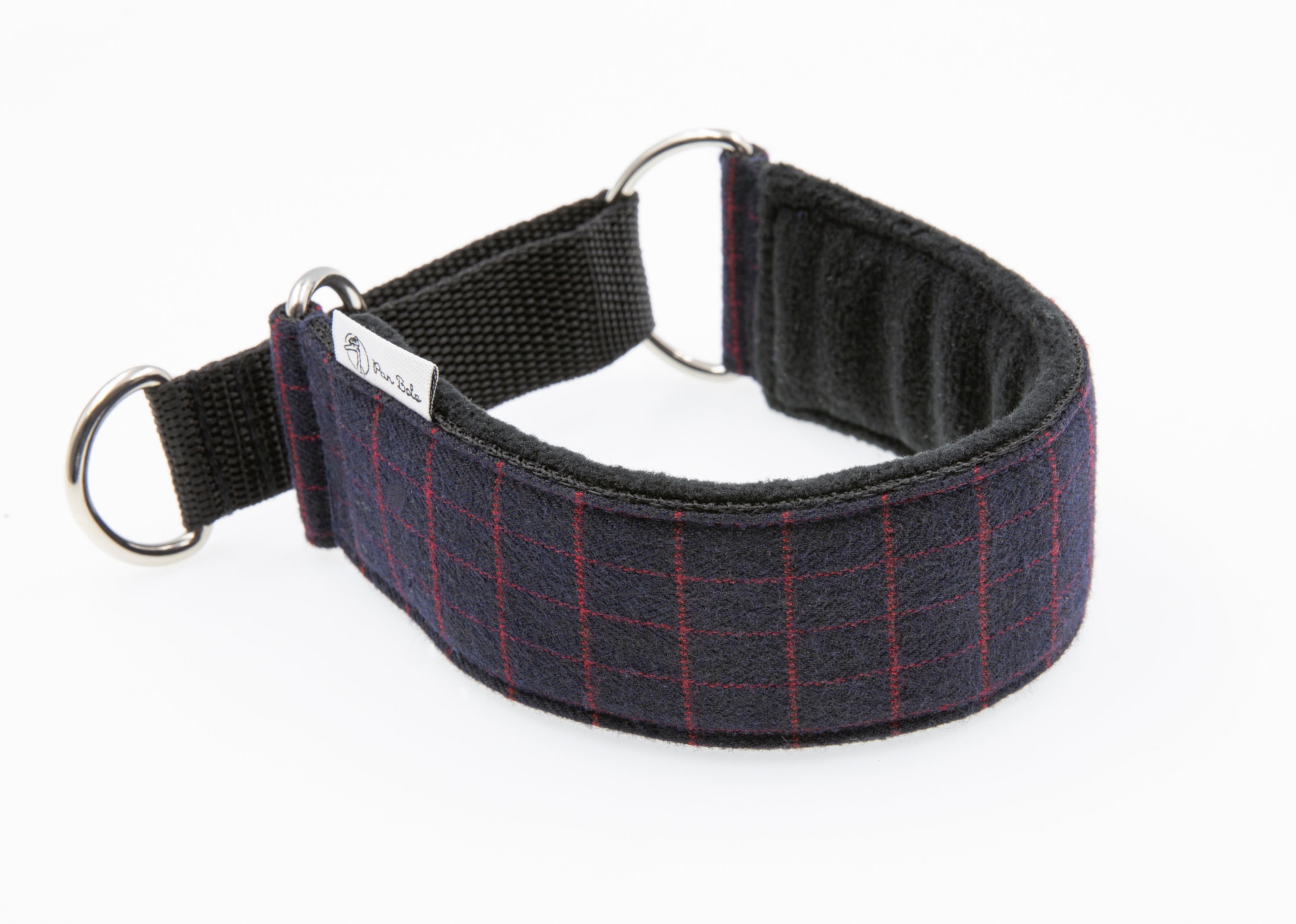 Tweed martingale clearance collar