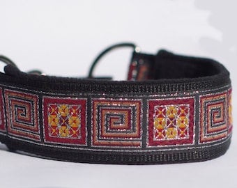 Comfortable, soft&cosy dog collar (whippet size). Red/gold.