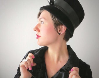 VTG 60s Black Fur Felt Bucket Hat Mod Suede Trim Monterey Sz  display picture 1