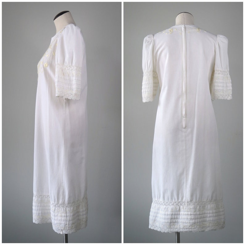 Vintage 1970s Does Edwardian Folk Cotton Dress SIZE M Made in Ecuador Embroidered Pintuck Lace Victorian Prairie Cottagecore Ivory image 4