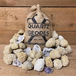 40 Break Your Own Geodes Whole Moroccan Geodes 1.5&quot; Bulk Gift Pack Quartz Crystals