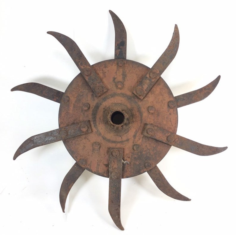 Vintage IH Rotary Hoe Cultivator Wheel Garden Farm Rustic Decor//Art Industrial