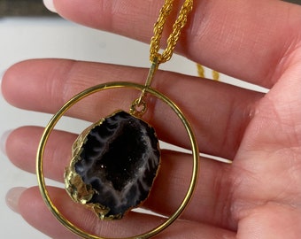 Gold Pendant Ring w/ Geode Necklace