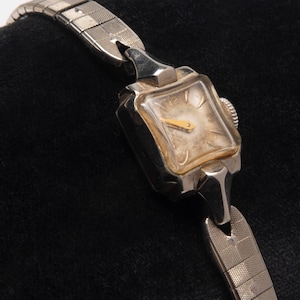 Vintage BULOVA Ladies Watch: 10k Rolled Gold Plate, Manual Wind