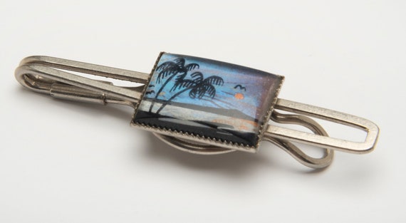 Vintage Tie Bar Clip Intaglio tropical island on … - image 2