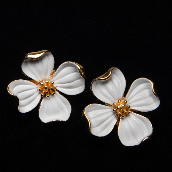 Trifari Vintage earrings white enamel dogwood flower clip on gold tone metal petals