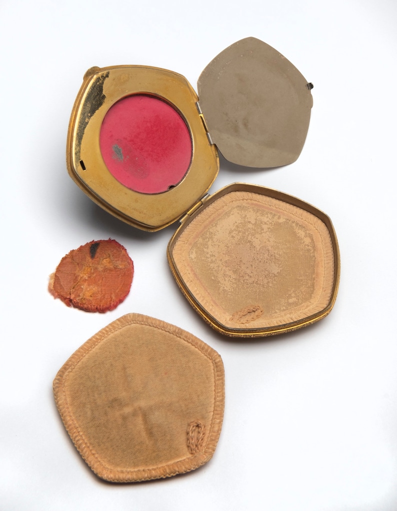 Vintage compact Art Deco enamel Black with gold inlay design powder and blushrouge compact French Ormolu edge 1920s