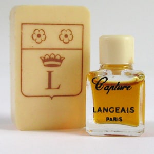 Vintage Perfume &#39;CAPTURE&#39; by Langeais Paris miniature full perfume bottle in celluloid case 1940&#39;s