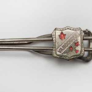 Tie bar/clip Vintage  &#39;Vancouver&quot; Canada Maple Leaf Advertising design Novelty Item silvertone  #512