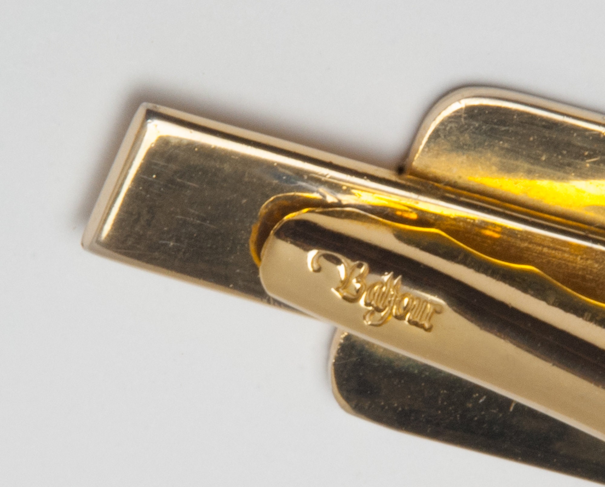 Lapel Pin Signed Design Unique Vintage Dentist Themed Tie Clip