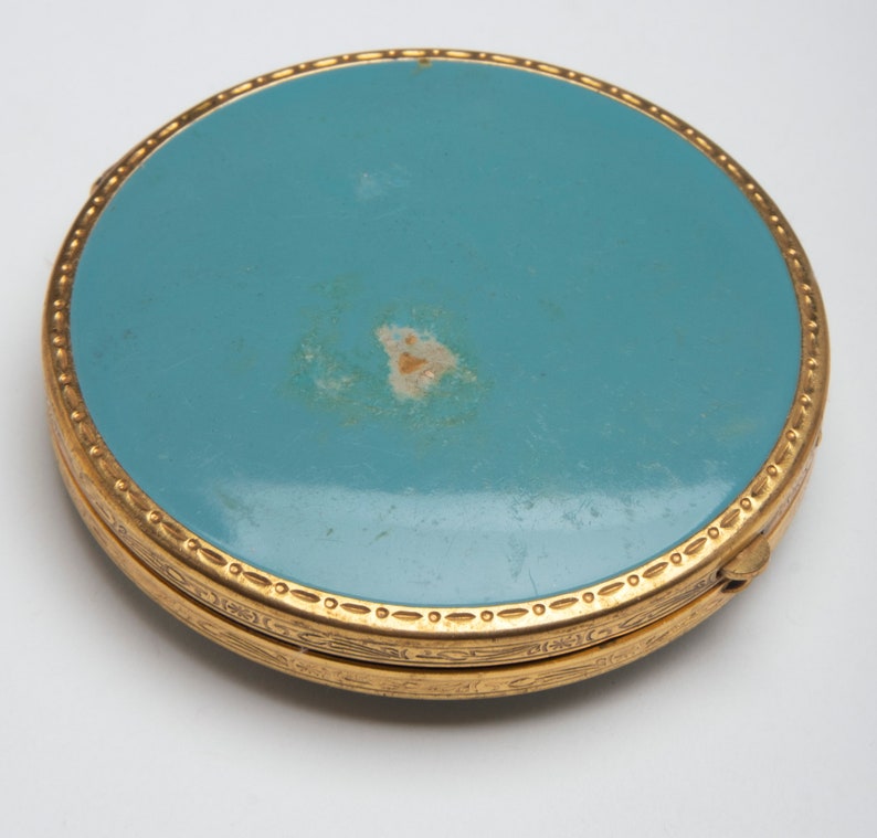Vintage compact Aqua blue enamel gold filled powder compact with carnelian stone and faux pearls French Ormolu edge 1920s