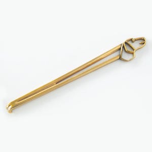 Tie bar/clip Vintage Swank tie bar that features Hound&#39;s head on a 2 5/8&quot; long gold tone slip-on clip  #730
