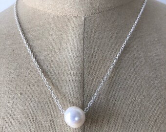 Single Floating  Pearl Necklace