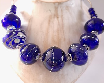 Perles Artisanales En Pâte De Verre Décorées Main - Couleur Miel Avec Motifs Bleus, Style Murano, Lot De 12, Origine Inde