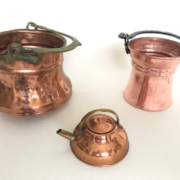 Miniature Copper Alloy kitchenware Kettle removable lid Tall Pail / Vessel / Bucket  Hammered Cauldron brass handle Dollhouse  Mini Item Lot