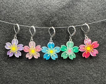 Stitch Markers,  Glow in the dark flower stitch marker, knitting stitch markers, crochet stitch markers, crochet and knitting accessories,