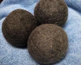 Grey Wool dryer balls set dye free, eco friendly dye free wool dryer balls, natural dryer balls, 100% wool dryer balls made in canada, ec