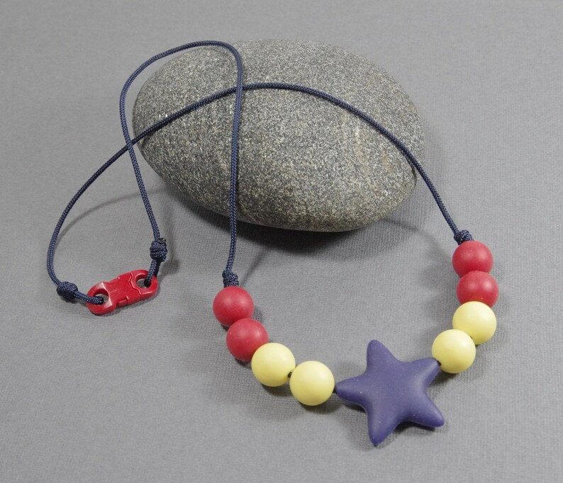 sensory necklace for kids