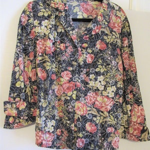 Flowered  jacket/blouse,size L,rose,beige,black floral design,hand-made.