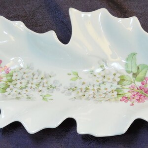 Old Nuremberg,Bavaria,Germany,# 584/7,leaf-shaped dish