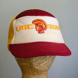 Vintage USC Trojans Hat 1980s Snap Back Trucker Style Adult Baseball Cap Embroidered Sportcap Brand College Football Distressed Streetwear