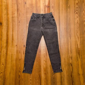 Vintage Black Jeans Womens Size 11 Long Lee Brand Zippered Ankle Tapered Leg High Rise Made in USA 100% Cotton Distressed Denim Streetwear