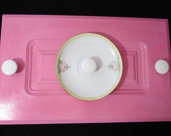 Pink Jewelry Organizer, Cabinet Door Wall Décor, Jewelry Organizer, Repurposed Door, China Plate Wall Décor 125