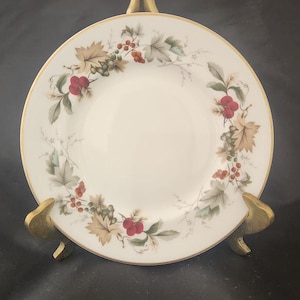 Royal Doulton Arbor Saucer – 6&quot; Bone China Tea Saucer – Autumn Vibes with Gold Trim