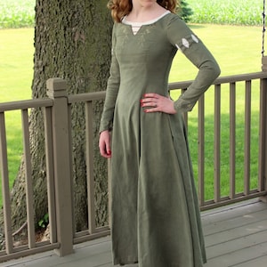 slim fit dress slacks Susan Pevensie Archer Short Sleeve Dress, The Chronicles of Narnia Cos   EasyCosplayCostumes
