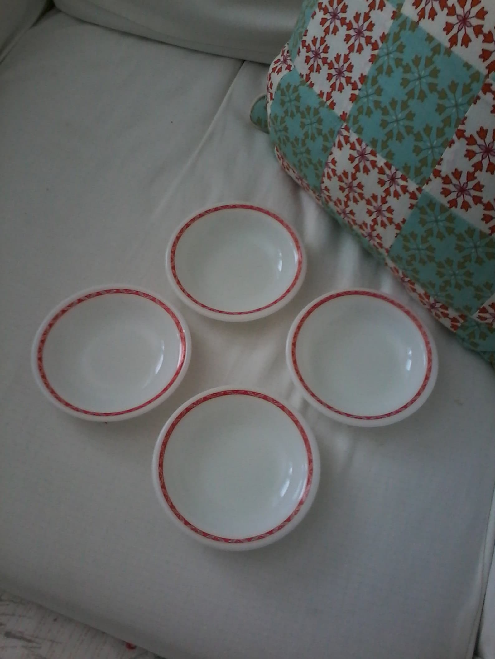 4 PYREX FRUIT/DESSERT Dishes White and Red 706 Vintage - Etsy