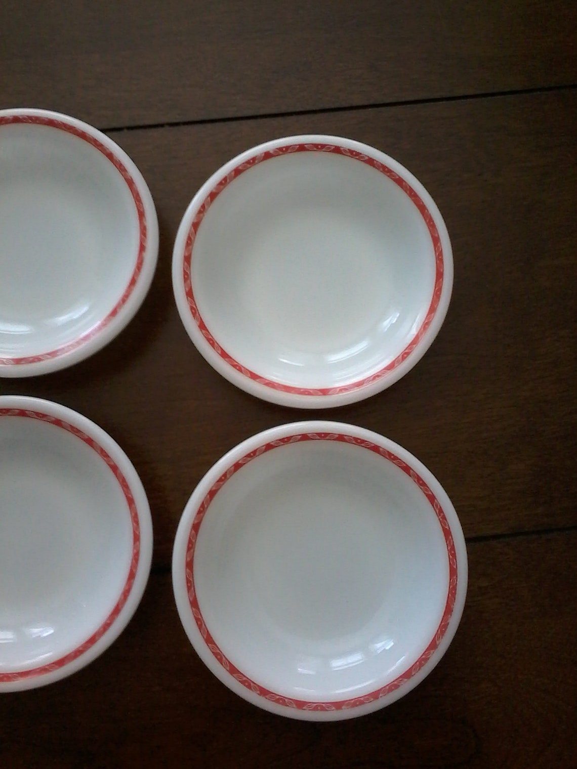 4 PYREX FRUIT/DESSERT Dishes White and Red 706 Vintage - Etsy