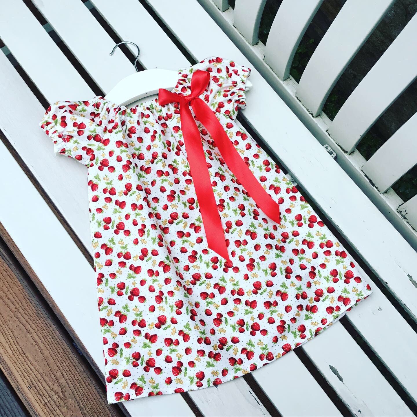 Baby Kleid Kleidchen Hase Erdbeere 100% Baumwolle Bio-Baumwolle 