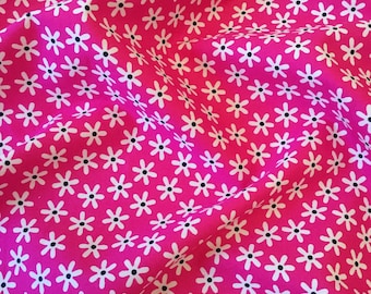Retro mini cerise pink and white daisy floral flower quality 100% cotton fabric Rose and Hubble by HALF METRE