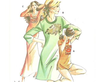 1970s Pop Art Nouveau T-Shirt NIGHTSHIRT Gown Panties ~ Vintage Sewing Pattern  6 Transfers for Embroidery Painting Applique s-m-l-xl  UNCUT