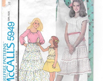 Girl's Boho SKIRT and TOP Vintage Sewing Pattern ~ Size 12 Bust 30Tiered Skirt in 3 lengths ~ Top w/ Short or Long Raglan Sleeves ~ Halter