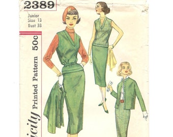 1950s JACKET SKIRT BLOUSE ~ Vintage Sewing Pattern ~ Rockabilly Slim Wiggle Skirt ~ V-neck Over-Blouse ~ Jacket ~ Bust 33 ~ Simplicity 2389