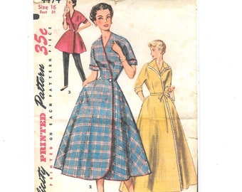 1950s HOUSECOAT House Dress & Lounge Coat ~ Vintage Sewing Pattern ! Hard to Find Size 16 Bust 34 Simplicity 4474 Cuffed Sleeves  3 Lengths