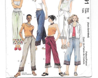 BOHO PANTS ~ Pull-On Two lengths ~ Vintage Sewing Pattern McCall's 2791 ~ Size Xsm-Sml-Med ~ Waist 22 to 28" ~ Add on Braid, Beads, Fringe